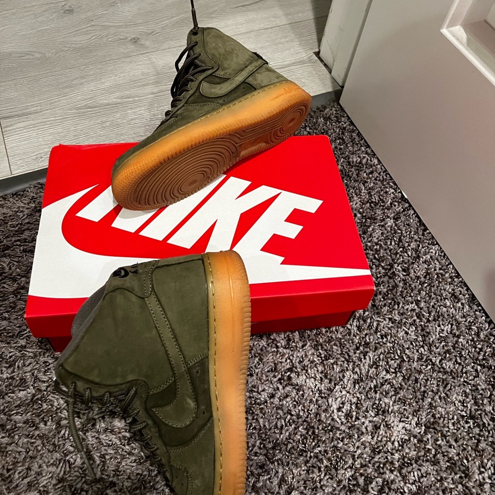 Boys Olive green suede high top Air Force ones